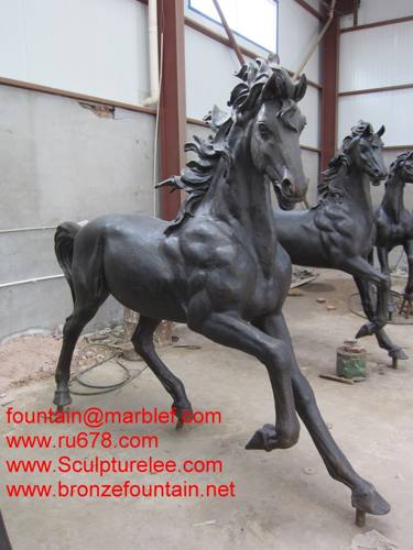 bronze religious sculpture;  bronze statuary sculpture,Bronze figurative sculptures